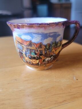 Vintage 40-50s Gray's Pottery Lustre Ware Scenic Teacup.  England